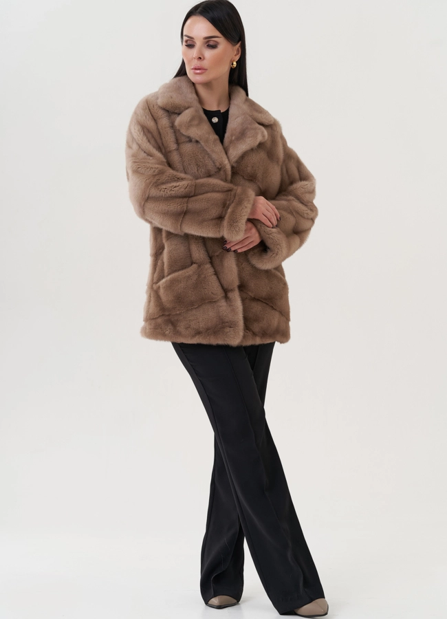 Шуба из норки с английским воротником  модель № 30689 в кредит