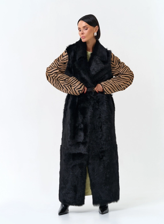 Женская двухсторонняя дубленка из натурального меха фото