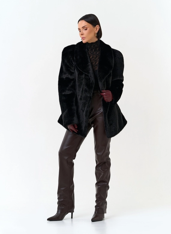 Женская шуба из эко меха фото
