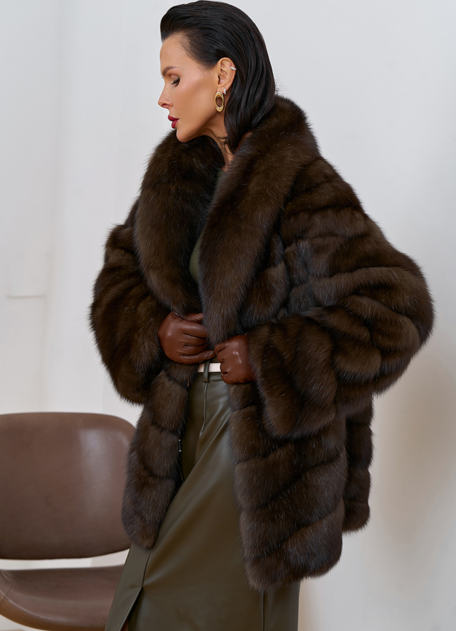 Женская шуба из соболя с воротником шаль модель № 31772 универмаг малина
