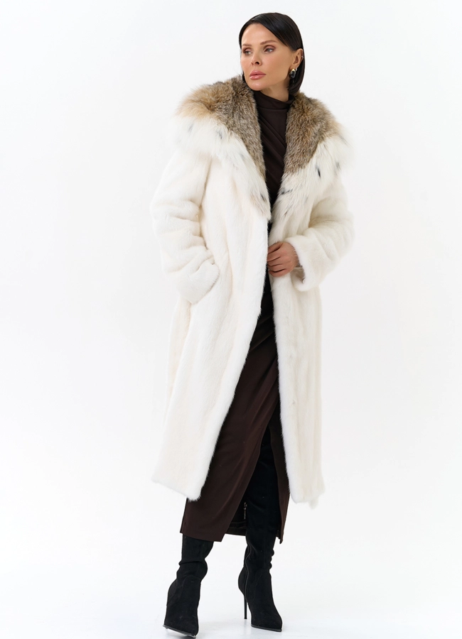 Шуба из белой  норки с капюшоном из рыси модель № 25001 универмаг малина