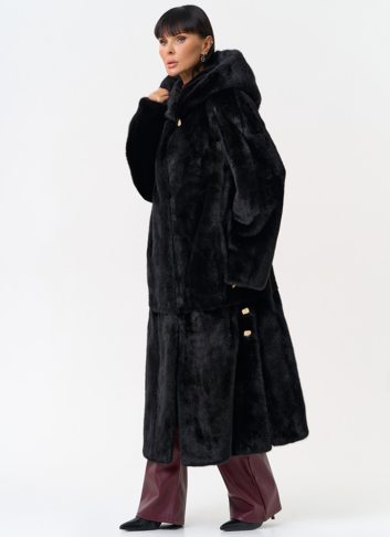 Женская шуба из скандинавской норки с капюшоном