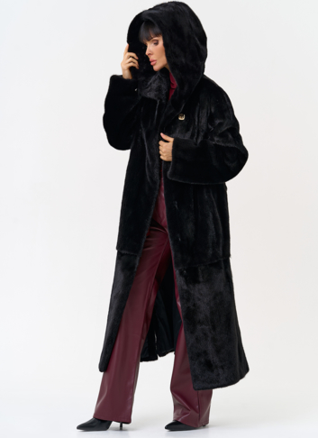 Женская шуба из скандинавской норки с капюшоном