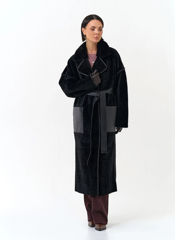 Женская двухсторонняя дубленка с английским воротником фото