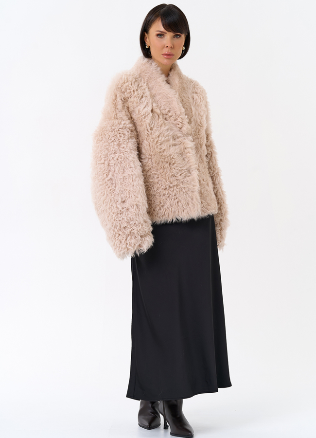 Женская короткая двухсторонняя дубленка  модель № 31854 универмаг малина